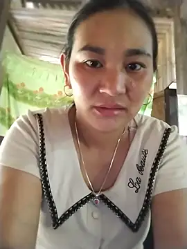 Snapshot of mylove-cute chatting on June 19, 2026, 1:32 am mylove-cute online show from June 19, 2026, 1:32 am