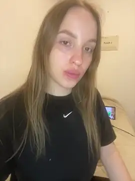 Snapshot of NeEdnaBradley chatting on March 19, 2026, 1:48 pm NeEdnaBradley online show from March 19, 2026, 1:48 pm