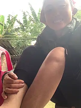 ten-girl-2k5 online show from March 16, 2026, 8:18 am