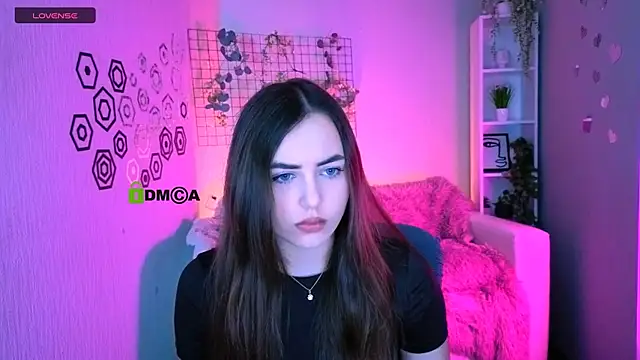 Snapshot of polly_rosse chatting on April 2, 2026, 7:11 pm polly rosse online show from April 2, 2026, 7:11 pm