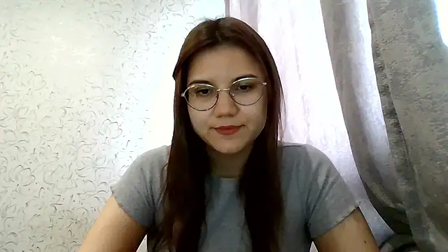 Snapshot of Aurora_Breeze chatting on June 13, 2026, 9:40 am Aurora Breeze online show from June 13, 2026, 9:40 am