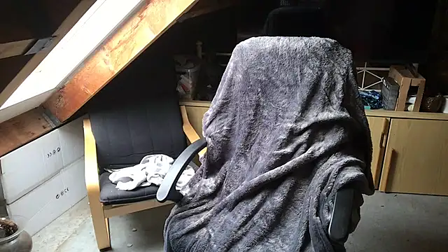 Densco1984 online show from March 13, 2026, 10:55 am