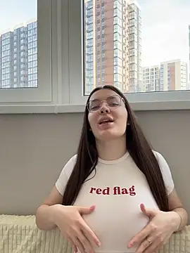 HotCherry18 online show from March 16, 2026, 9:13 am