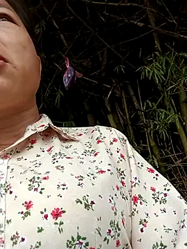 Yuhi3d online show from July 15, 2026, 2:28 am