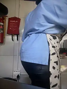 wildthroat online show from March 26, 2026, 11:49 am