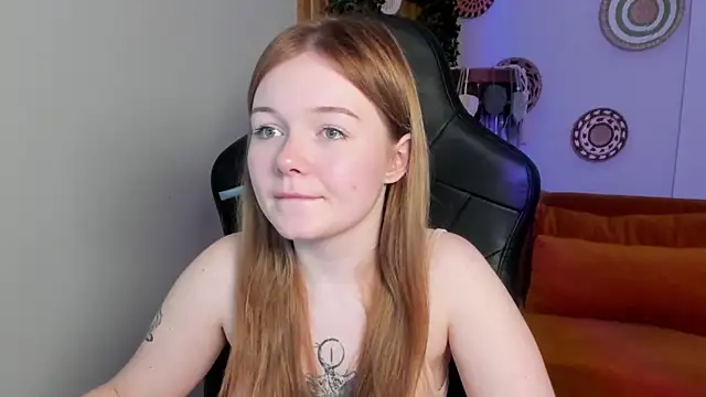 ElinaVale online show from March 17, 2026, 5:38 pm