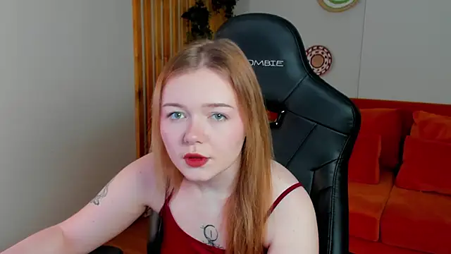 ElinaVale online show from May 17, 2026, 4:03 pm