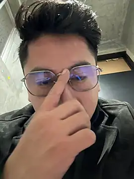 GoldenM95 online show from March 15, 2026, 9:15 am