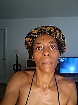 Lollypopp6 online show from May 7, 2026, 6:13 pm