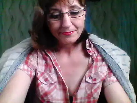 Snapshot of Alisaprice077 chatting on May 30, 2026, 12:46 pm Alisaprice077 online show from May 30, 2026, 12:46 pm