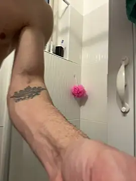 lion-rouge online show from March 9, 2026, 6:12 pm