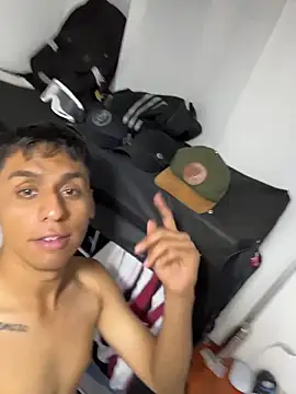 Snapshot of Unpipemas chatting on March 13, 2026, 3:24 am Unpipemas online show from March 13, 2026, 3:24 am