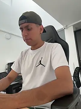 Snapshot of Unpipemas chatting on March 13, 2026, 10:16 pm Unpipemas online show from March 13, 2026, 10:16 pm