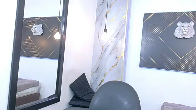 Snapshot of KingOfTemptation chatting on August 1, 2026, 4:56 am KingOfTemptation online show from August 1, 2026, 4:56 am