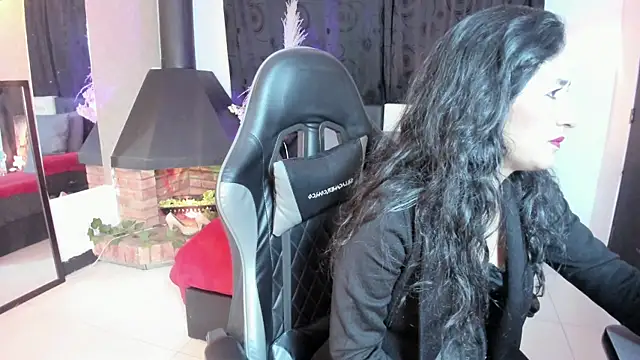 Snapshot of Vicky_Angeel chatting on May 31, 2026, 12:52 am Vicky Angeel online show from May 31, 2026, 12:52 am
