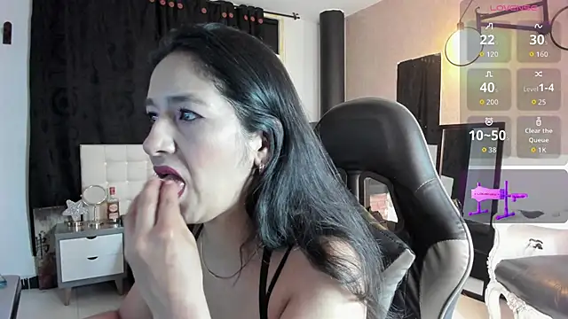 Snapshot of Vicky_Angeel chatting on June 27, 2026, 3:22 am Vicky Angeel online show from June 27, 2026, 3:22 am