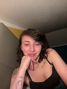 MayaLoveee online show from March 8, 2026, 7:50 pm