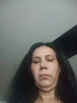 Snapshot of Elenna__ chatting on May 15, 2026, 1:18 pm Elenna online show from May 15, 2026, 1:18 pm