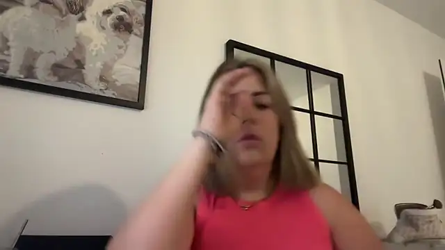 annabellewarick online show from June 3, 2026, 7:11 am