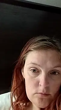 sexymomma2026 online show from April 3, 2026, 9:46 pm