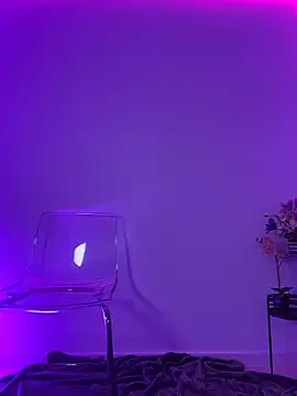 ScarletFlameee online show from April 29, 2026, 6:06 am