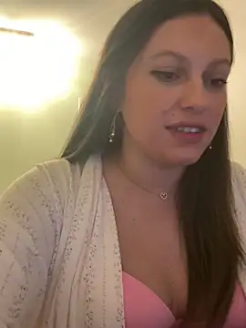 Iris yx online show from March 12, 2026, 11:44 pm