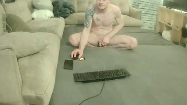 rudy25cm online show from March 9, 2026, 11:42 pm