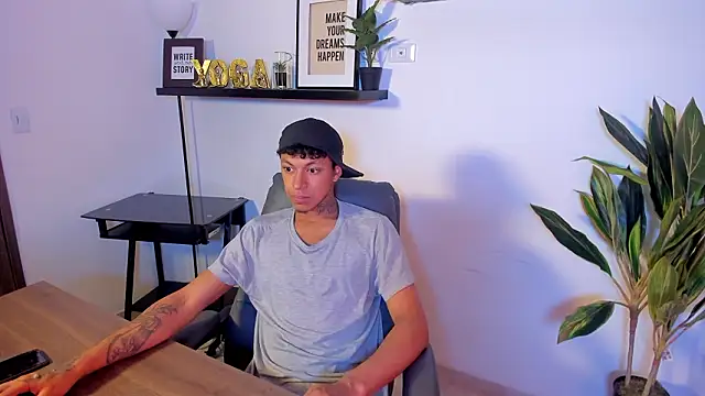 Jonathan Guzman  online show from March 19, 2026, 3:10 am