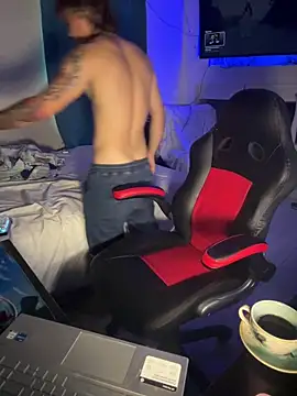 AngelLatinBoy online show from April 5, 2026, 1:30 pm