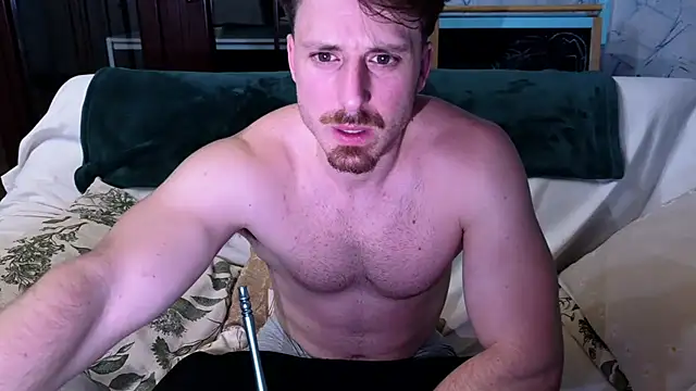 zeusoctavian1 online show from July 16, 2026, 2:50 am