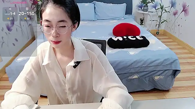 mila-baby-99 online show from April 26, 2026, 7:17 am