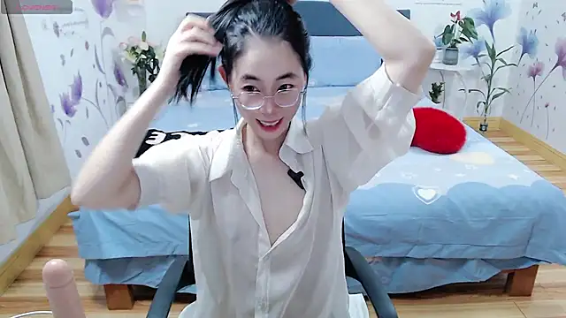 Snapshot of mila-baby-99 chatting on May 7, 2026, 6:30 am mila-baby-99 online show from May 7, 2026, 6:30 am