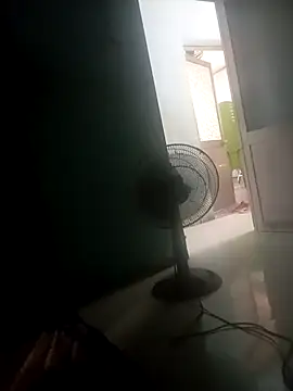 July-lovee online show from March 10, 2026, 4:28 am