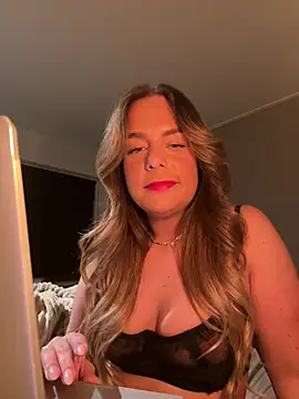 melanieeB online show from March 10, 2026, 8:47 pm