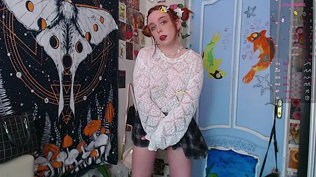 Janet Sweet  online show from April 25, 2026, 12:08 pm