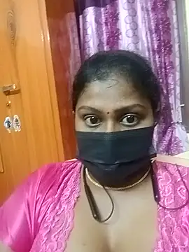 Snapshot of big_boobs123 chatting on March 10, 2026, 6:02 pm big boobs123 online show from March 10, 2026, 6:02 pm