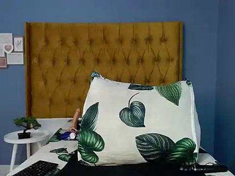 TamaraDee4papi online show from March 13, 2026, 12:34 pm