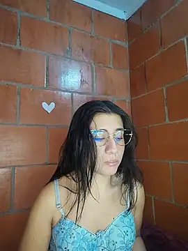 Amanda x1 online show from April 30, 2026, 7:53 pm