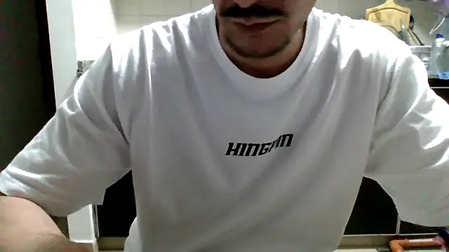 Snapshot of Morboxxxoo chatting on March 21, 2026, 4:28 am Morboxxxoo online show from March 21, 2026, 4:28 am