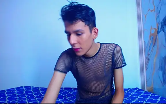 Desire Boys1 online show from April 28, 2026, 7:08 pm