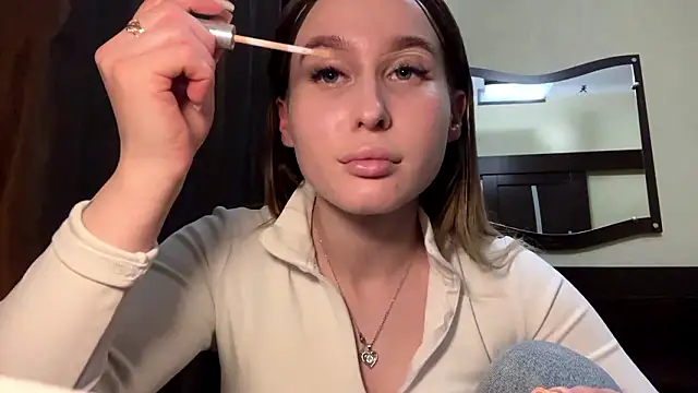 FrancieSteinbaugh online show from March 13, 2026, 2:23 pm