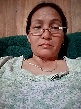 JenniferLovve01 online show from March 13, 2026, 5:47 am