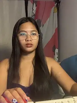 pinaylovingangels online show from March 18, 2026, 1:58 pm