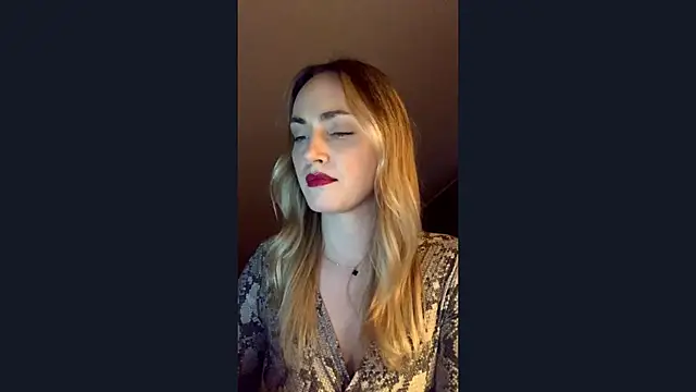 ScarlettSensitive online show from March 11, 2026, 4:13 pm