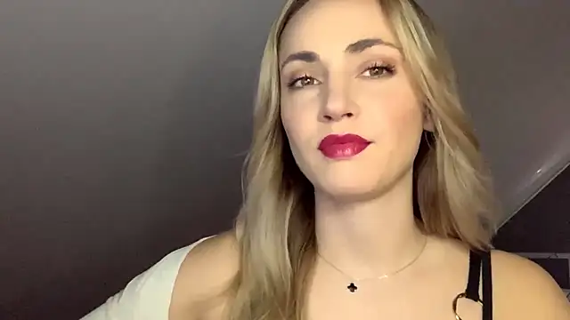 ScarlettSensitive online show from May 2, 2026, 2:22 pm