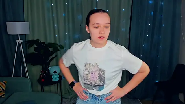 MikiBallance online show from March 17, 2026, 4:21 pm