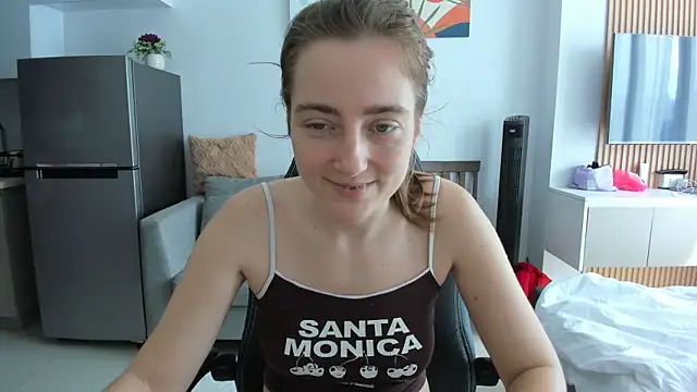 Snapshot of LiaSasha chatting on March 10, 2026, 5:56 am LiaSasha online show from March 10, 2026, 5:56 am