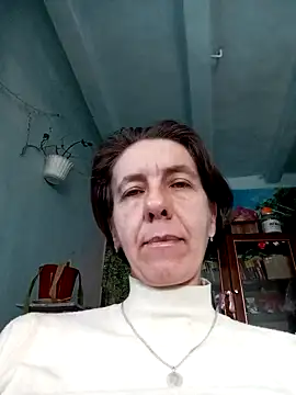 Snapshot of Tania9876 chatting on March 16, 2026, 8:40 am Tania9876 online show from March 16, 2026, 8:40 am