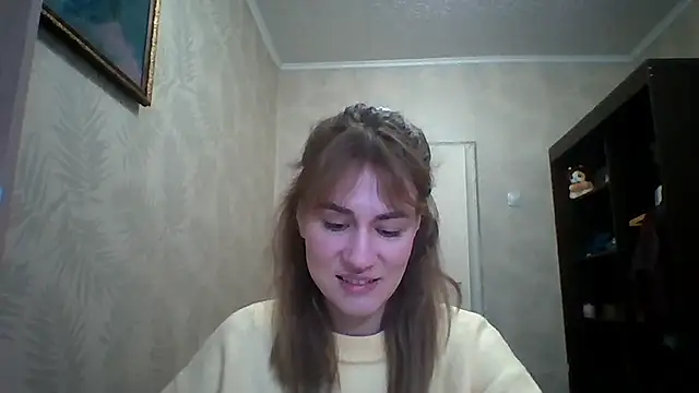 ElenoreHolguin online show from March 26, 2026, 9:04 am