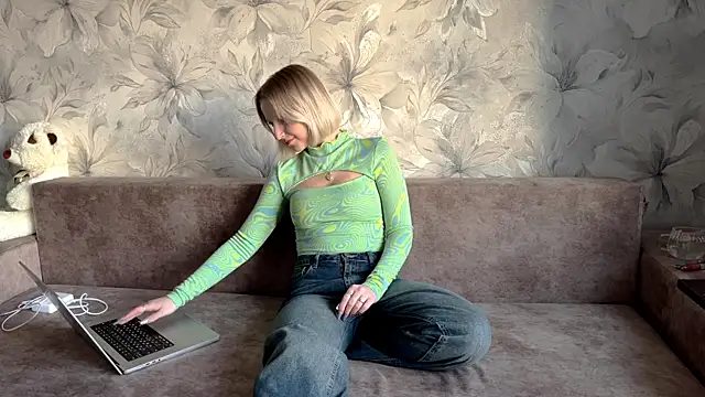 RebbecaBabe online show from March 14, 2026, 3:50 pm